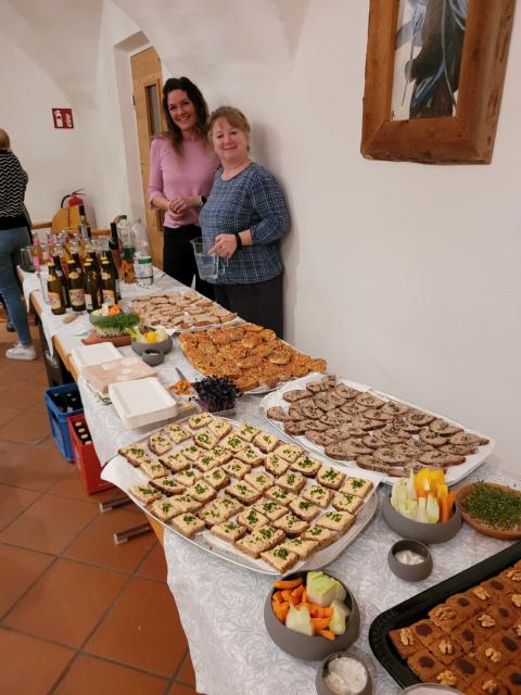 Bei uns gibt es immer ein Buffet